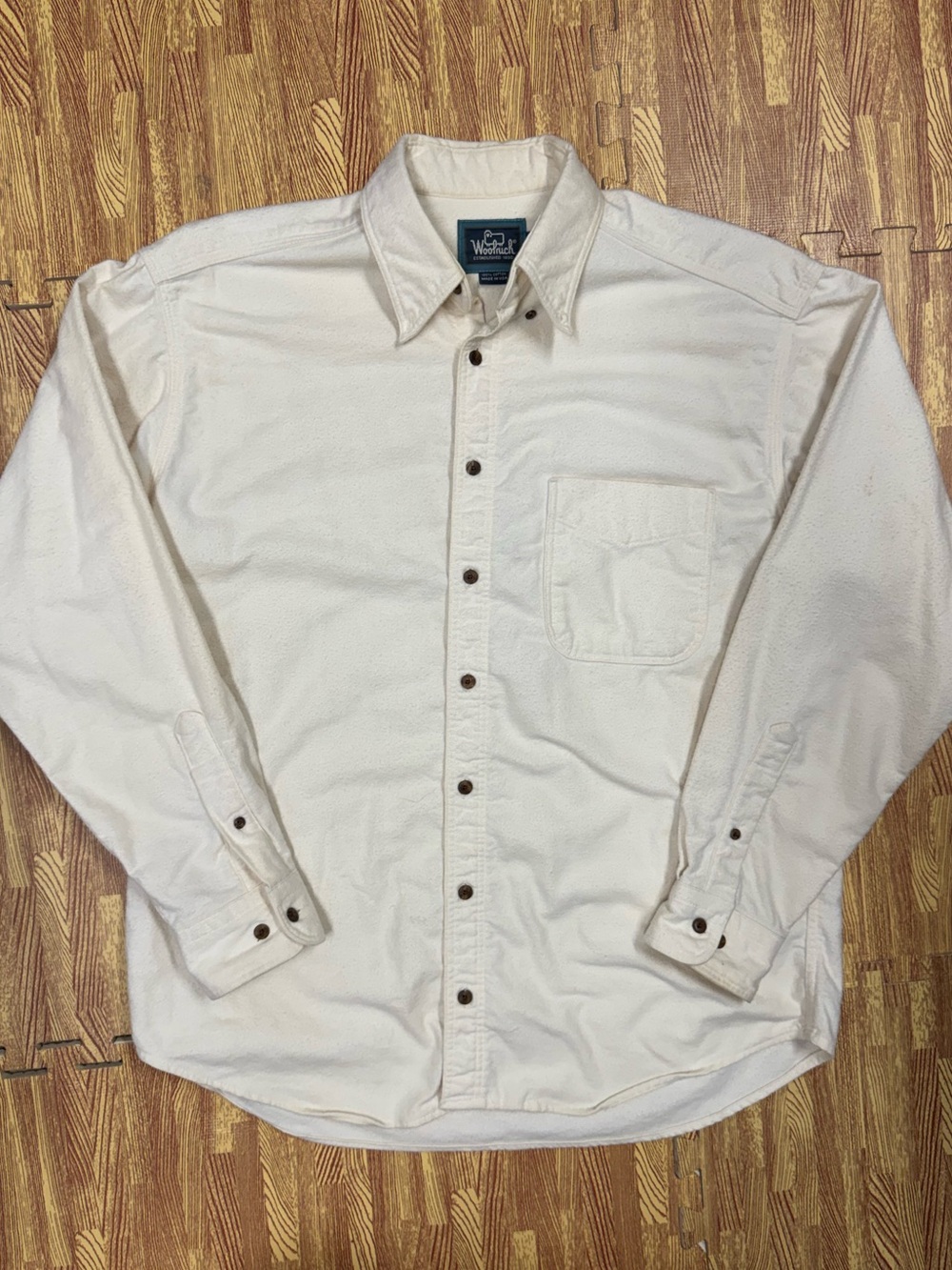 Vintage Woolrich Shirt Mens M Ivory Button Up Sportsman Chamois Shirt Heavy USA